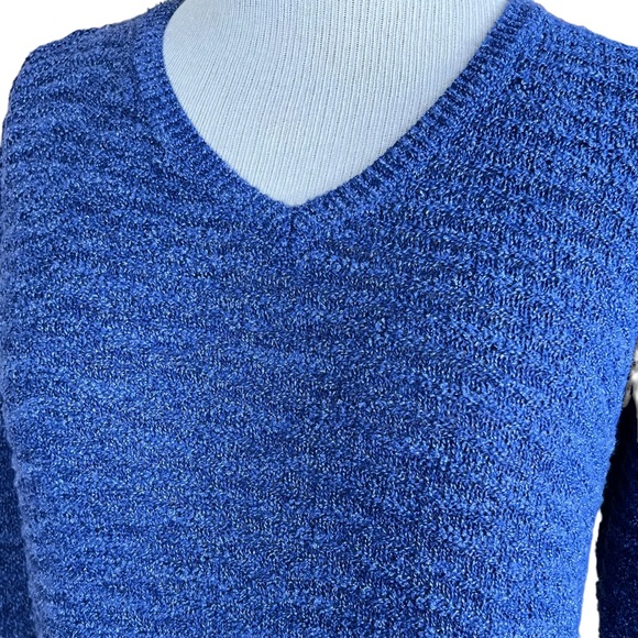 Calvin Klein Jeans Women’s Stretchy Ribbed Textured Denim Look V-Neck Sweater S - Picture 3 of 10